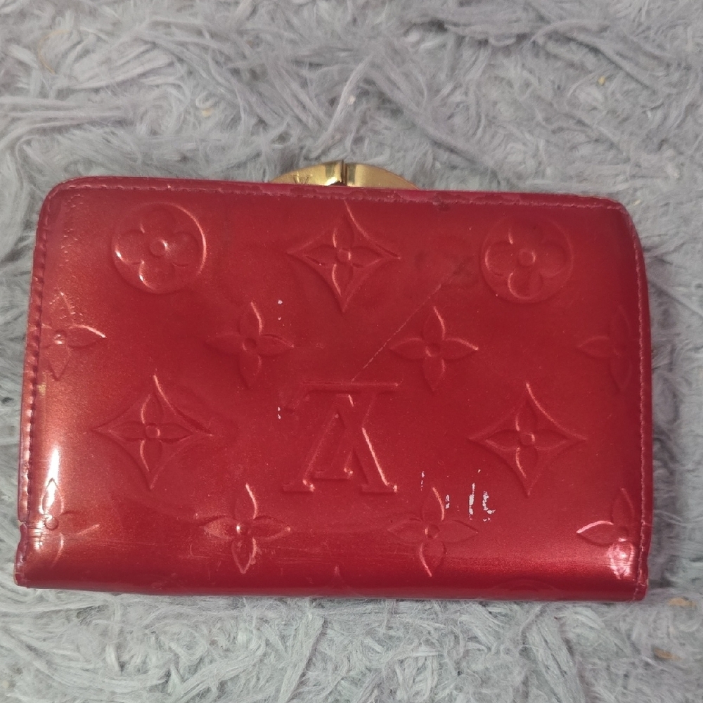 Louis Vuitton Monogram Vernis with Kiss lock Red Patent Small Wallet USED - Picture 12 of 13